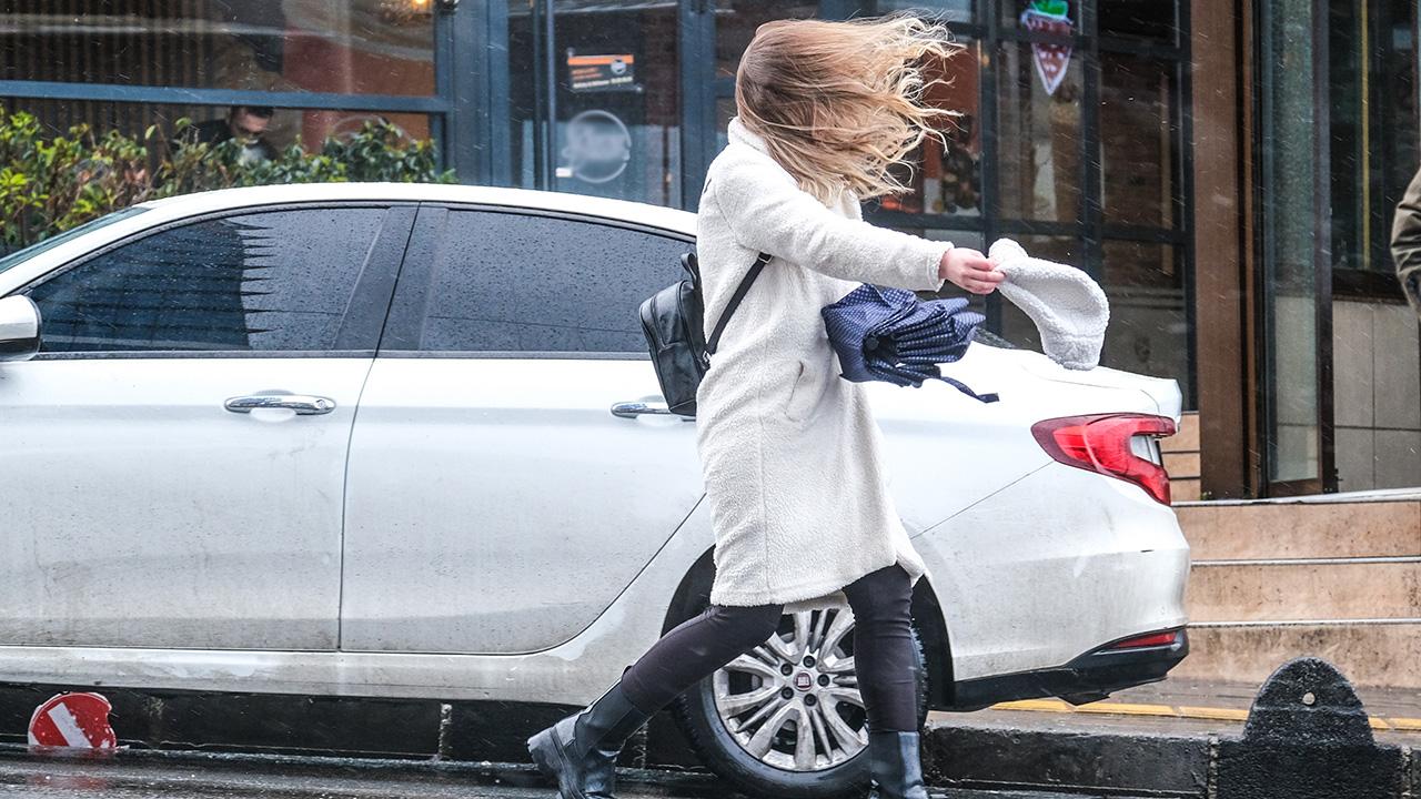 Meteoroloji8217den-5-Il-Icin-Sari-Kodlu-Firtina-Uyarisi-featured