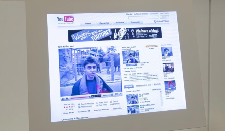 YouTubeun-Ilk-Videosu-Londradaki-Muze-Tarafindan-Satin-Alindi-featured