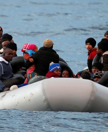 Yunanistan-ve-4-Ulkeden-Siginmacilari-AB-Disina-Gonderme-Karari-featured