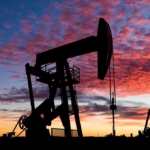 Brent petrol sert yükseldi Fiyatlar 114 dolara yaklaştı