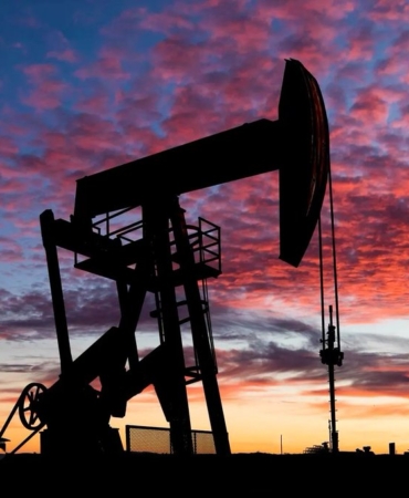 Brent petrol sert yükseldi Fiyatlar 114 dolara yaklaştı