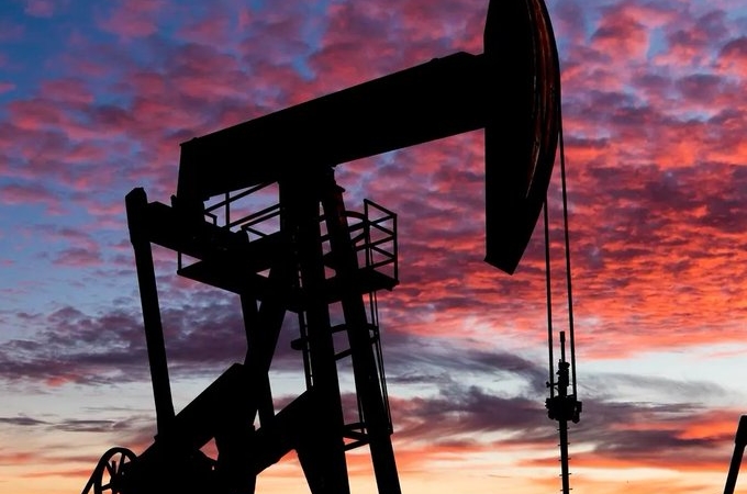 Brent petrol sert yükseldi Fiyatlar 114 dolara yaklaştı