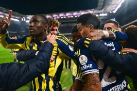 Fenerbahçe 90+5’te Geri Döndü