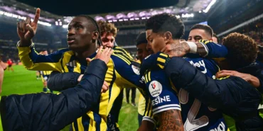 Fenerbahçe 90+5’te Geri Döndü