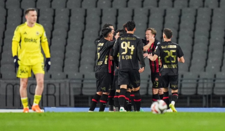 Fenerbahçe’ye son sıradan ağır darbe