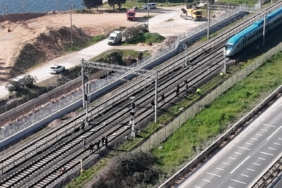 Kocaeli'de YHT Hattında Acı Kayıp Raylara Atlayan Şahıs Kurtarılamadı