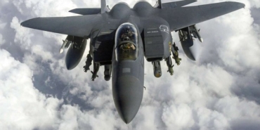 Kuveyt’te ABD F-15 Savaş Uçağı Vuruldu! (Video Haber)