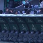 Penaltı Kararı Sonrası Yedek Kulübesi Sahayı Terk Etti!