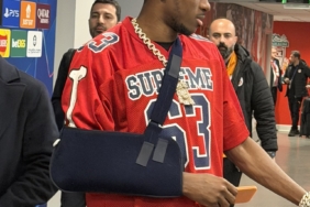 Victor Osimhen kolundaki kırık nedeniyle ameliyat olabilir