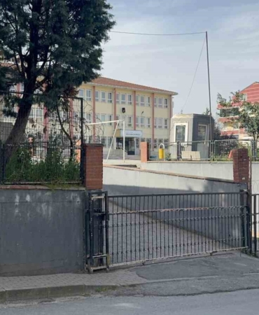 KOCAELİ'DE ÖĞRENCİLERİ TACİZ ETTİĞİ İDDİA EDİLEN ÇALIŞAN TUTUKLANDI