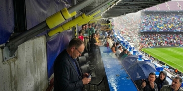 CAMP NOU'DA YAĞMUR KRİZİ: BASIN TRİBÜNÜNÜ SU BASTI